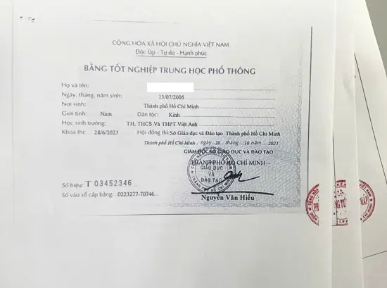 Dịch Thuật Bằng Trung Học Bộ dịch thuật công chứng bằng THPT